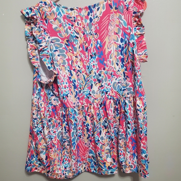 Ruffle sleeve top - Picture 2 of 3